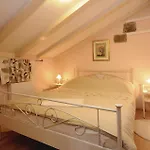 Vakantiehuis 3 Bedroom Beautiful In Lisicic