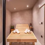 3 Bedroom Beautiful In Lisicic *