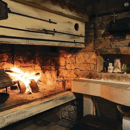 In Lisicic With Sauna